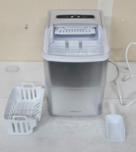 Insignia portable ice - -,